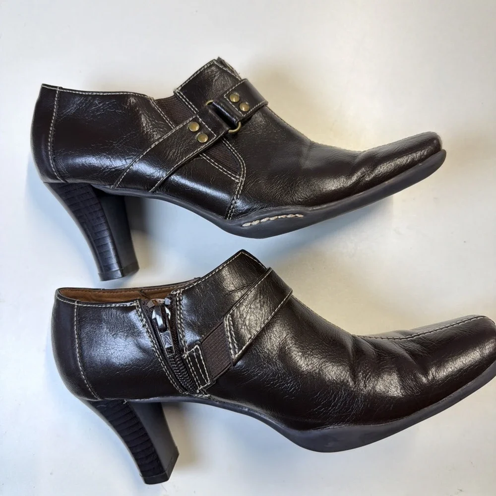 Aerosoles Women‎ Fascination Ankle Booties Brown Square Toe Sz 7.5